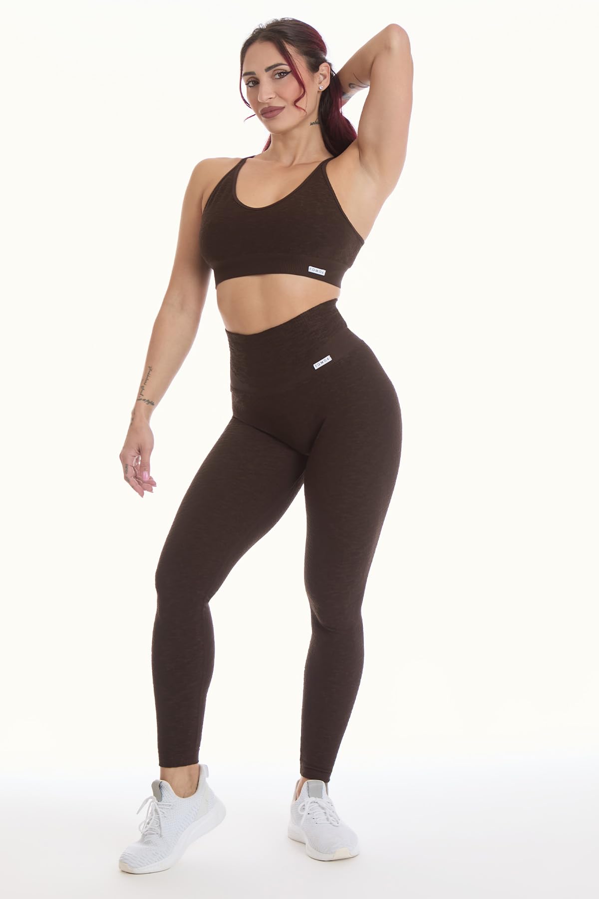 FGM04 Leggings Push Up Materia con Tecnologia F.I.R. | Fascione alto 12 cm, retro arricciato, texture tridimensionale, finitura velluto e 100% Made in Italy.