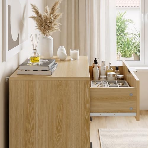 Image of Tall 5 Drawers Dresser for Bedroom, Natural Wood Dresser with Metal Handle, 49.2'' Chest of Drawers Modern Drawer Organizer with Large Drawers for Living Room, Cloest, Hallway, Natural Oak