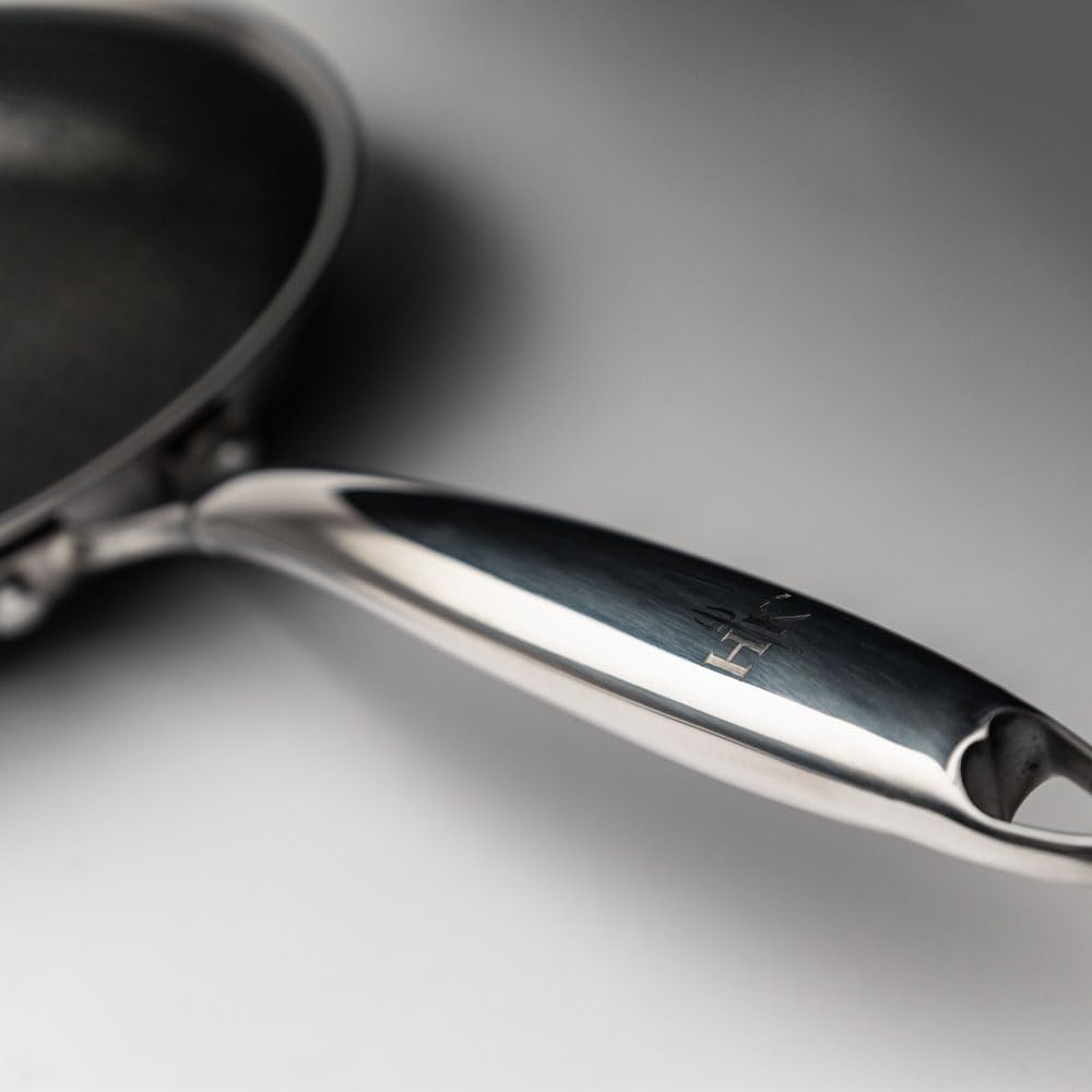 Hell's Kitchen Hybrid-Bratpfanne, 27,9 cm, dreifach verkleideter Edelstahl und Antihaft-Keramik, PFAS-frei, kein PFOA, kein PTFE, kein Teflon, ungiftiges Kochgeschirr, Metall-Utensiliensicher, alle