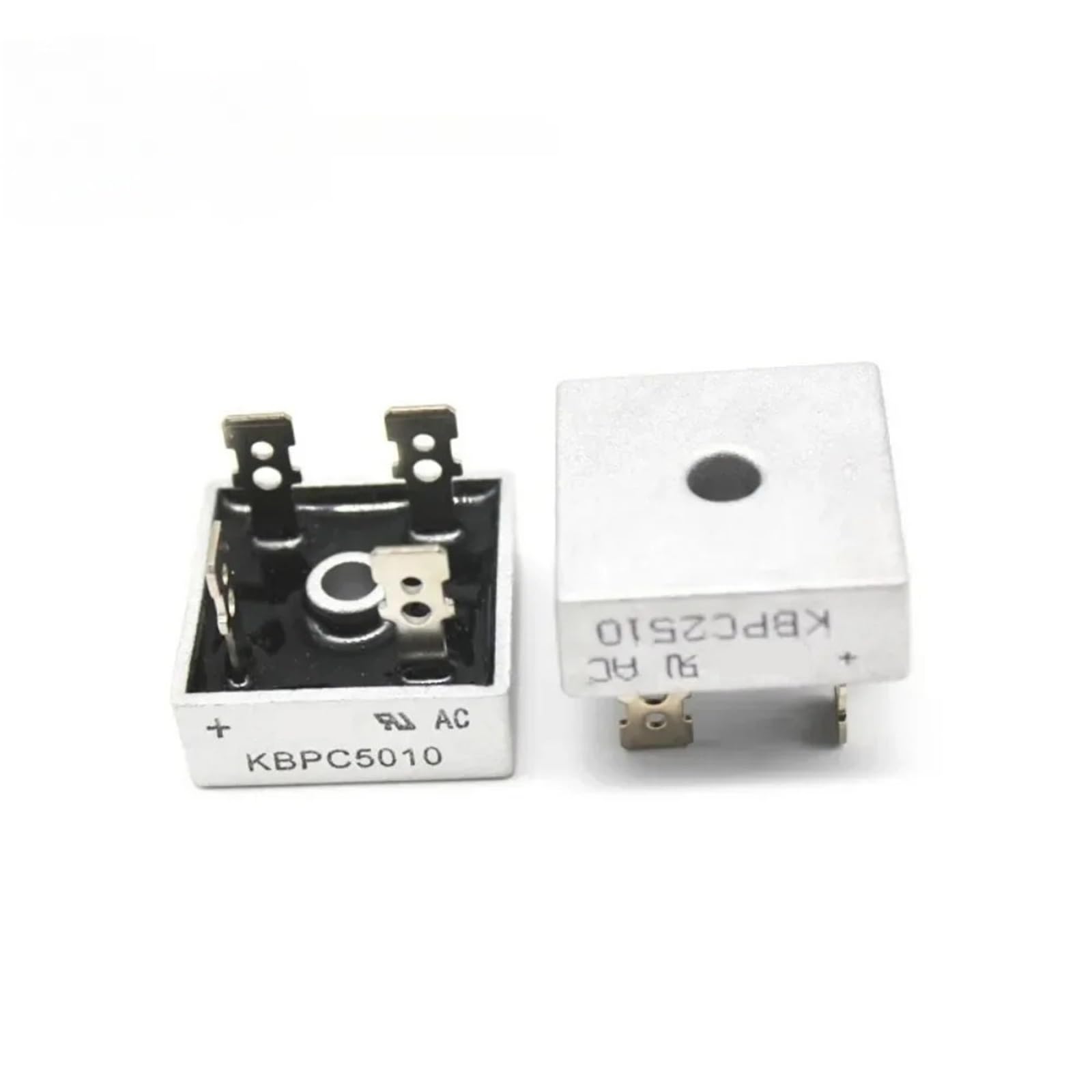 Pont de diodes KBPC3510 35A pour réparer un chargeur de batterie à l'atelier