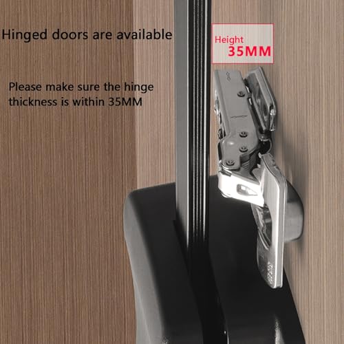 Tringle de penderie rétractable pour remédier aux placards surchargés