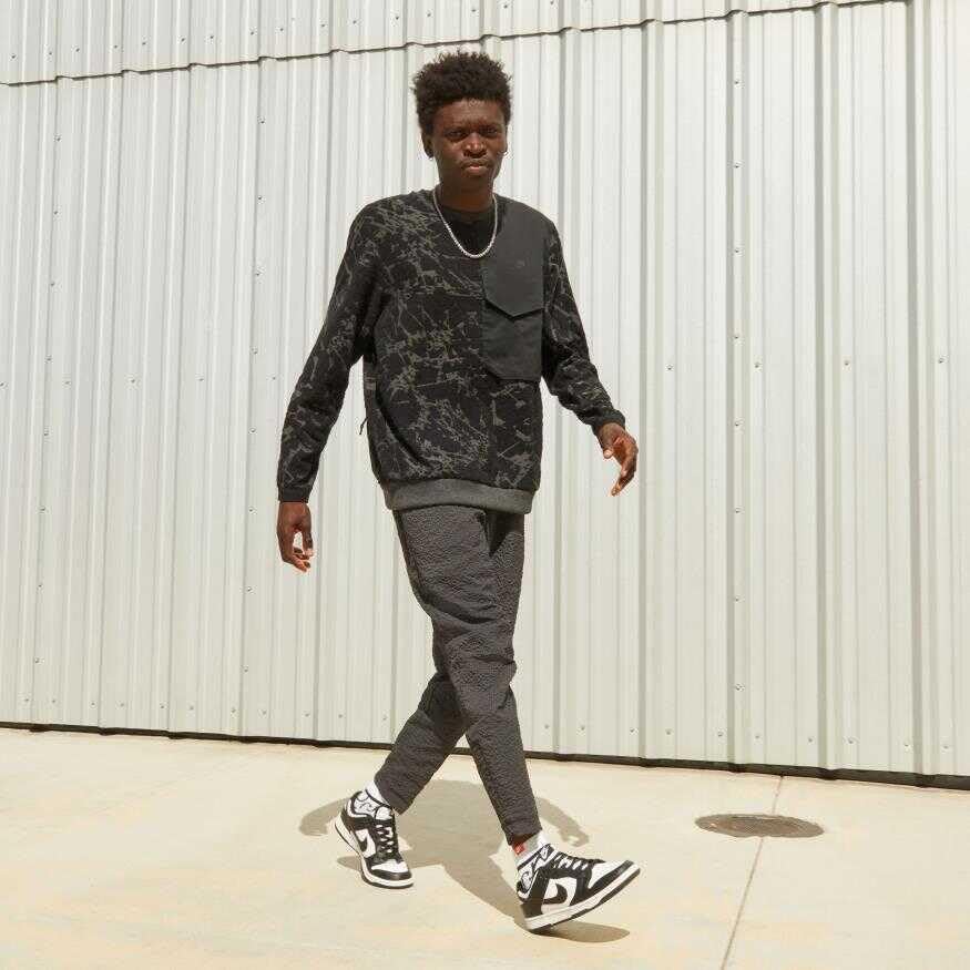 Nike Men's Dunk Low Retro Sneaker