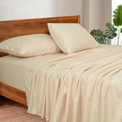 Image of ROYALE LINENS 4 Piece Queen Sheets Set - Soft Brushed 1800 Microfiber Bedding - 1 Fitted and 1 Flat Sheet, 2 Pillow Cases - Wrinkle Free & Fade Resistant - Hotel Luxury Bed Sheets Set (Clay, Queen)
