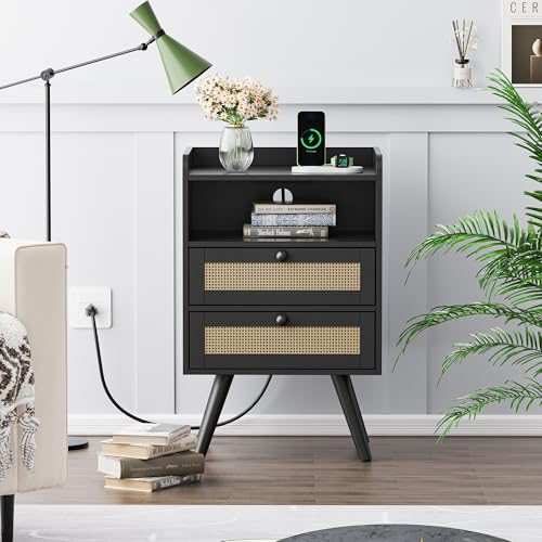 SUPERJARE 2 Drawer Night Stand with Charger Station, Boho Rattan Nightstand Set of 2, 25.2 Inch Tall Bed Side Table with Solid Wood Feet, End Table, Open Storage, Synthetic Rattan, for Bedroom, Black