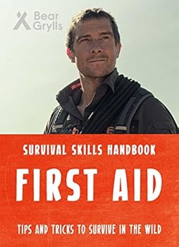 Paperback Bear Grylls Survival Skills: First Aid Book