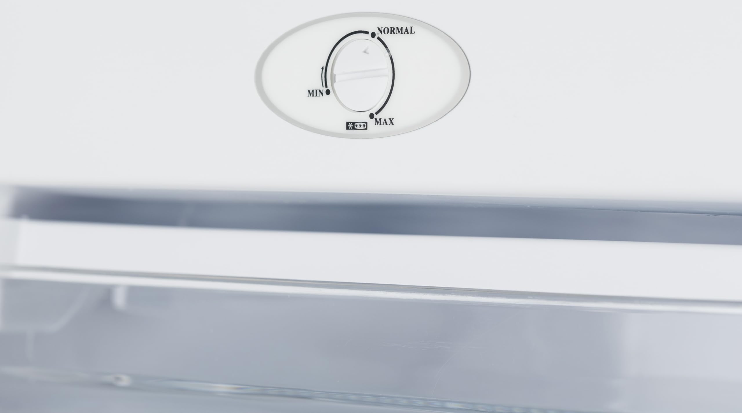PremierTech Congelatore Verticale Nero, 64 Litri, 3 Cassetti, 4 Stelle, -24°C, Classe Energetica E, Porta Reversibile, Termostato Regolabile, Libera Installazione, Sottotavolo, Freezer, PT64FRB