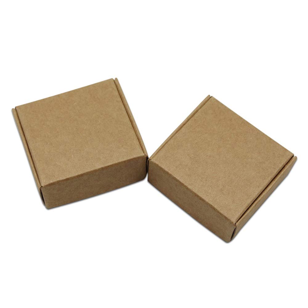 600 sztuk Retro Prezent Pakuj pudełko Dostawy Brown Kraft Paper Box Opakowania dla Candy Chocolate Jewellery Magazynowe Favors Favors(5.5x5.5x2.2cm)
