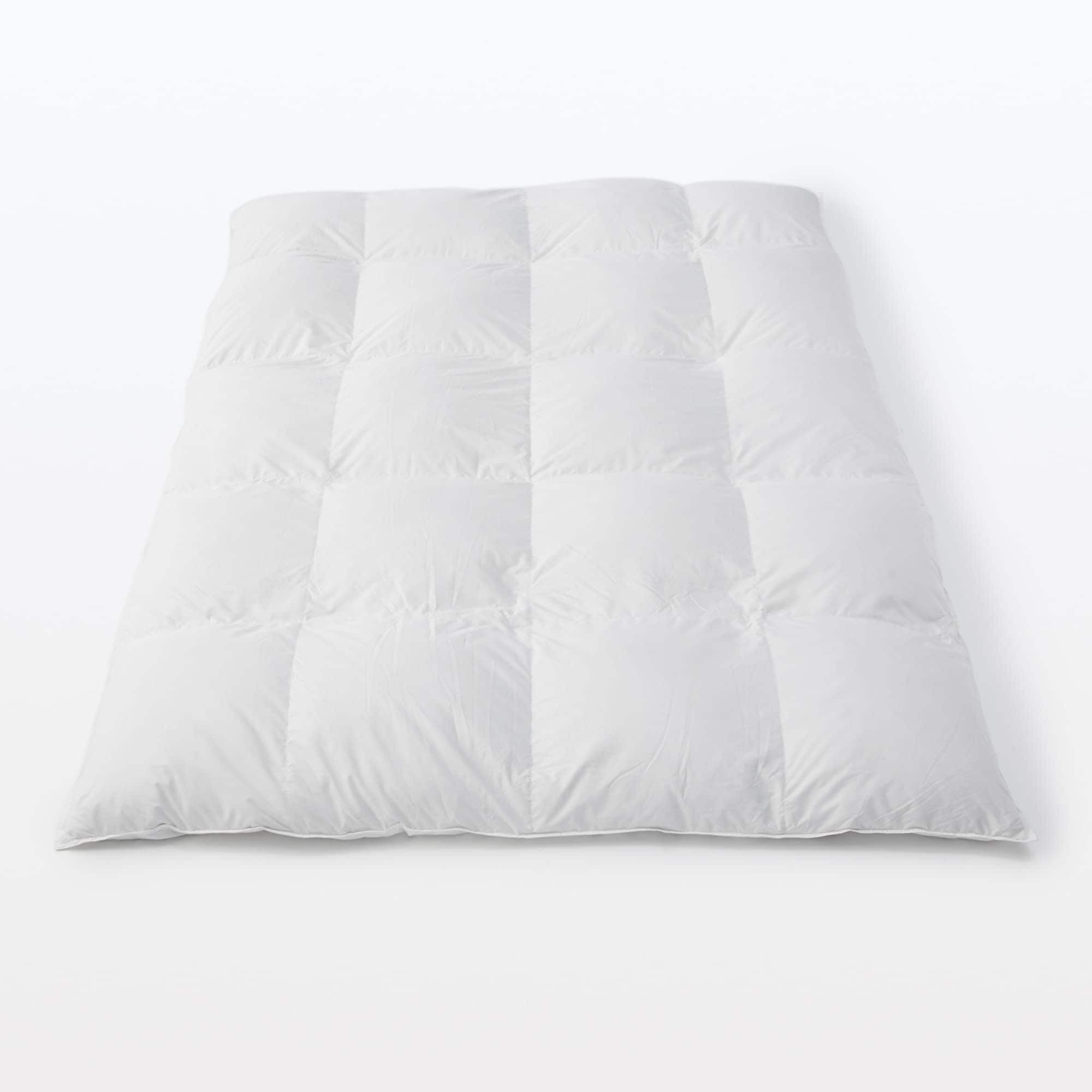 Amazon｜無印良品 防ダニ 羽毛掛ふとん・中厚手／S ・150