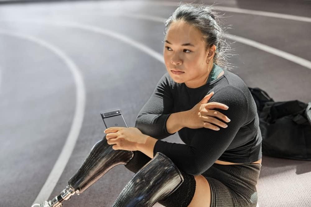 Google Pixel 6 – 5G Android Phone - Unlocked Smartphone with Wide and Ultrawide Lens - 256GB - Stormy Black