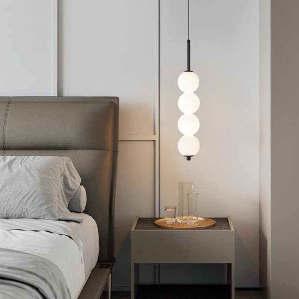 Lampe suspendue boule en verre pour ambiance salon et lecture