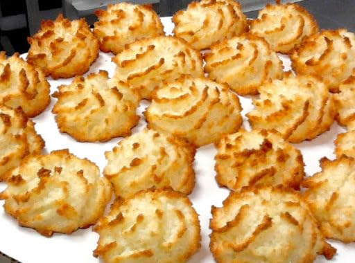 THE PARATHA & READY BITES Surti Famous Soft Coconut Biscuits Macaroon Cookies/Coconut Biscuits/Kopra Biscuits/Healthy Cockiesupwas Vrat Farali Special/Tea Time Partner (500_Gms) - Fresh Items (B0C5THD8ML) Amazon Price History, Amazon Price Tracker