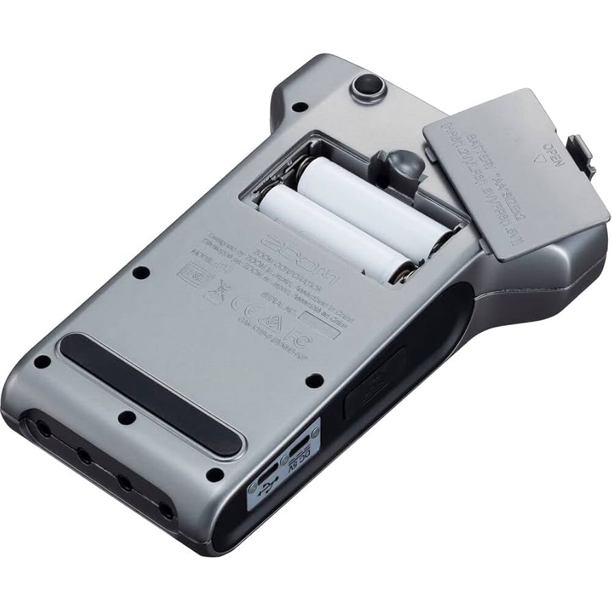 ZOOM PodTrak P4 レコーダー　ポッドキャスト Amazon | Zoom PodTrak P4 ポータブル マルチラック