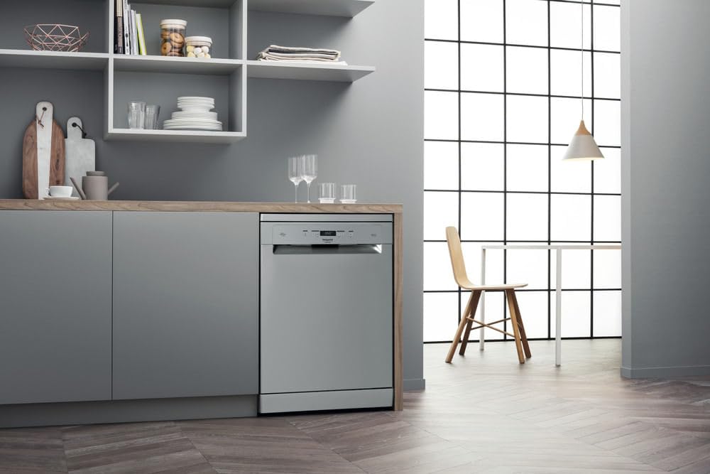 Hotpoint HFC3C33WX Lave-vaisselle Pose-libre 14 Couverts Zone Wash 3D Active Dry Moteur Inverter Silencieux 43 dB Classe Énergétique D 85x60x59 cm Inox