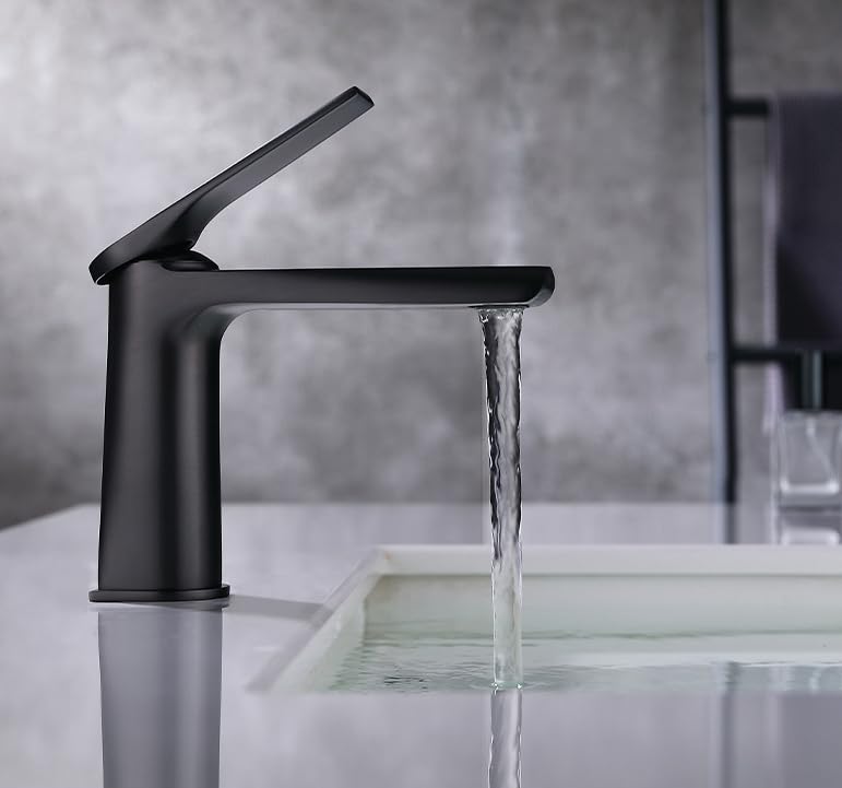 Einfaches Kupferbecken Einhand-Warm- und Kaltwasserhahn, Elektrophorese schwarz