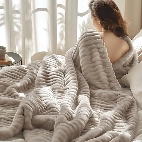 Bedsure Fluffy Fleece Throw Blanket 150x200 cm Cover