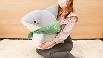 Amazon.co.jp: おでかけ子ザメ むにゅぐるみ 特大 : おもちゃ