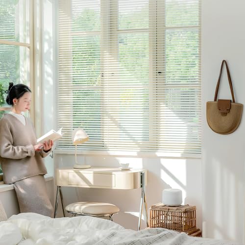 Persianas venecianas de aluminio ideales para crear ambientes íntimos 4