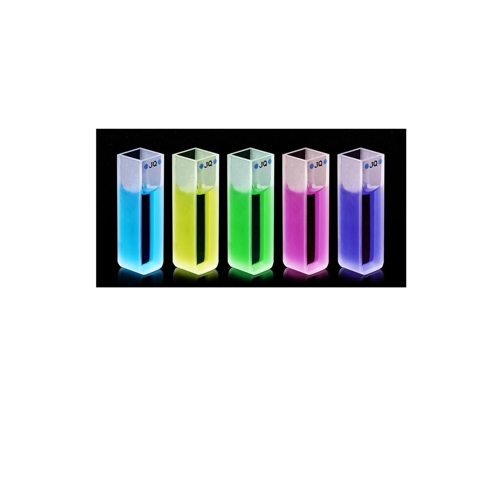 Lot De 25 Cuvettes En Polystyrène Pour Spectrophotomètre - 4,5 Ml - Côtés Nervurés Avec Couvercles