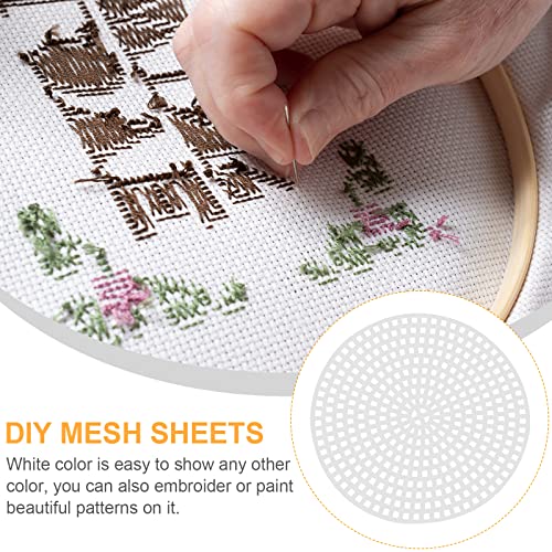Image of Milisten Round Plastic Canvas Mesh Sheet 5.78 in Cuttable DIY Cross Stitch Grid Board 20 Pack Mesh Liner for Wreath Bag Bottom Liner Embroidery Craft Projects