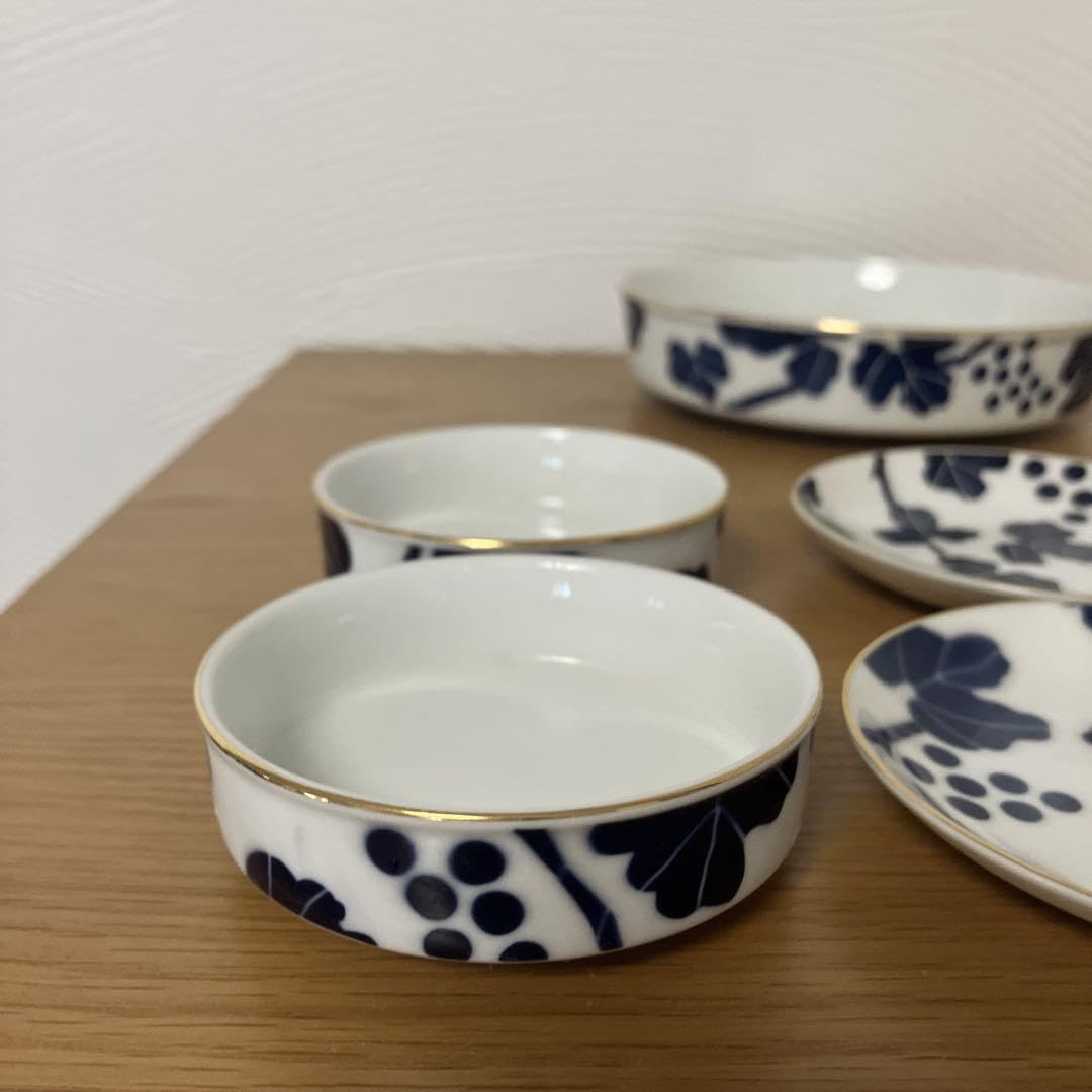 深川製磁　宮内庁御用達　丸皿　小皿　ぶどう5枚セットA Amazon | 皇室御用達の深川製磁の「ぶどうの園」シリーズ 小皿