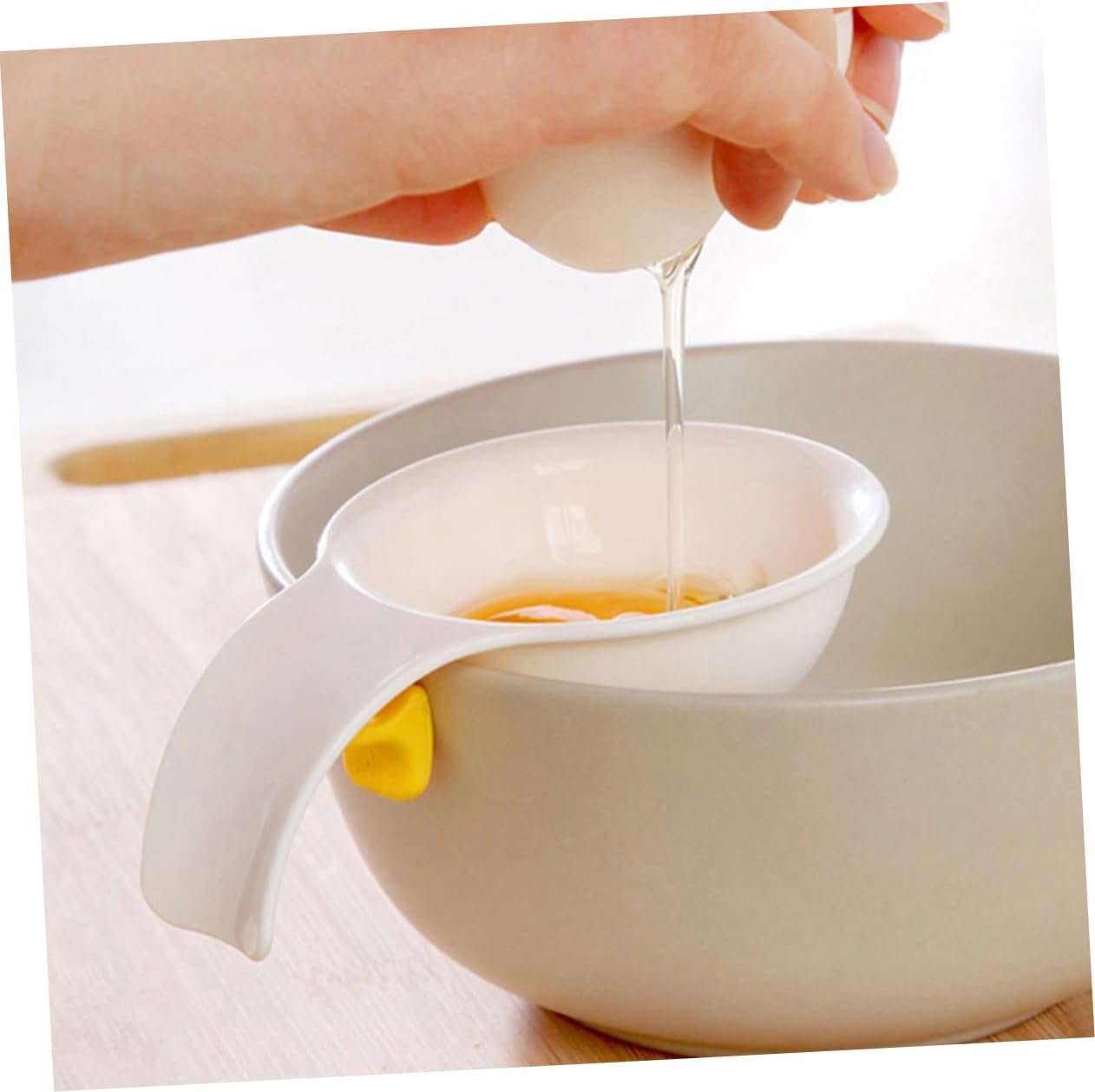 Mikinona 2pcs Egg White Separator for Kitchen Baking Filter Egg Separator Clip Reusable Yolk