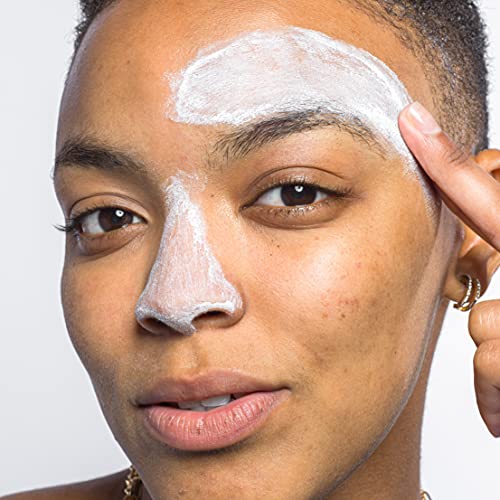 Garnier Pure Active 3in1 Clay Mask-Wash-Scrub 150ml, With Clay, Eucalyptus & Salicylic Acid, Face Cleanser For Oily Skin, Packaging May Vary - Image 8