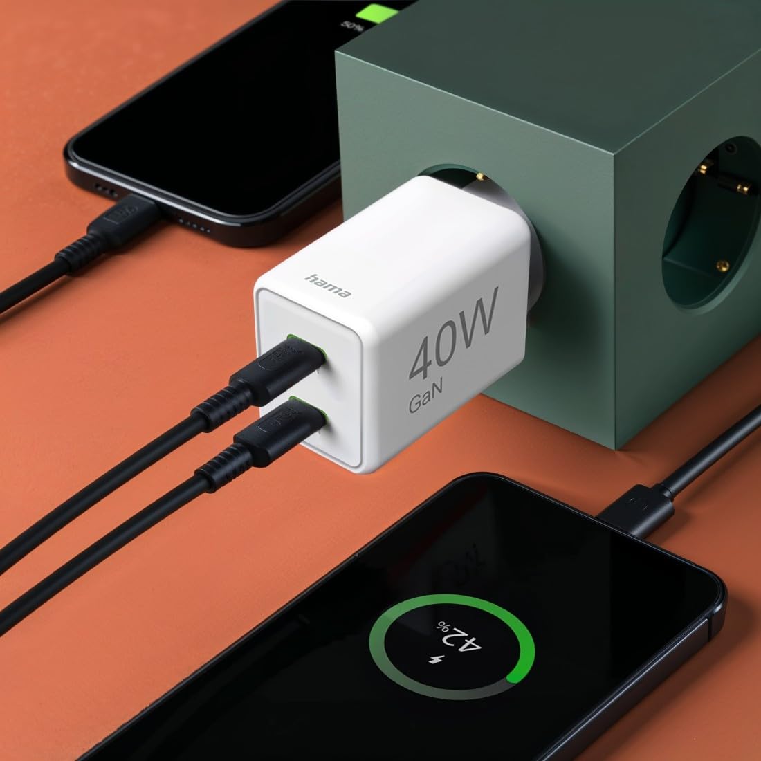 Hama Schnellladegerät, 40W (Ladegerät mit 2X USB C, unterstützt Power Delivery und Qualcomm Quick Charge, Zwei Geräte gleichzeitig Laden, superklein und kompakt, GaN Charger, akkuschonend) weiß
