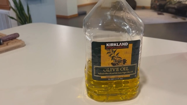 Watch Honest review of Kirkland Signature Olive Oil, 3L on Amazon Live