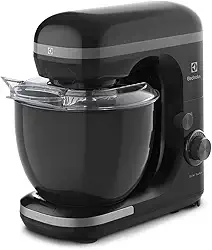 Electrolux Batedeira planetária potente capacidade 5L 750W 12 velocidades função pulsar massa pesada pes antiderrapante EKM30 preto 220v