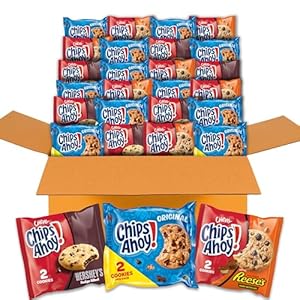 CHIPS AHOY! Cookies Variety Pack, Original Chocolate Chip, Chewy Chocolate Chip with Reese’s Peanut Butter Cups & Chewy Hershey’s Fudge Filled Soft Cookies, 50 Snack Packs (2 Cookies Per Pack)