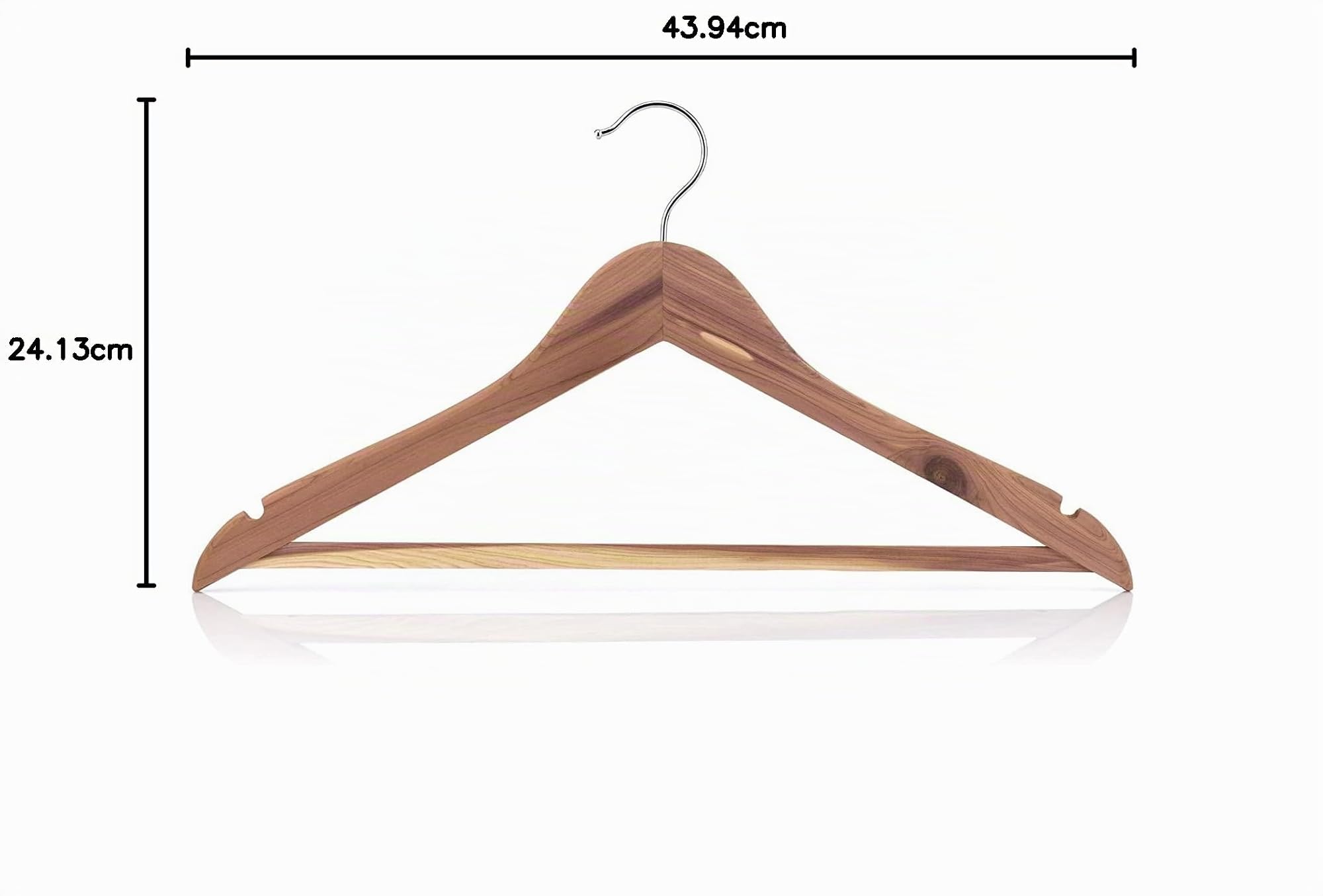 Hangerworld 10 Zedernholz Kleiderbügel 44cm Rutschfester Hosensteg Mottenschutz im Kleiderschrank