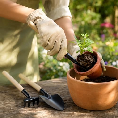 Set de 3 mini herramientas de jardín con mango de madera miniatura 1
