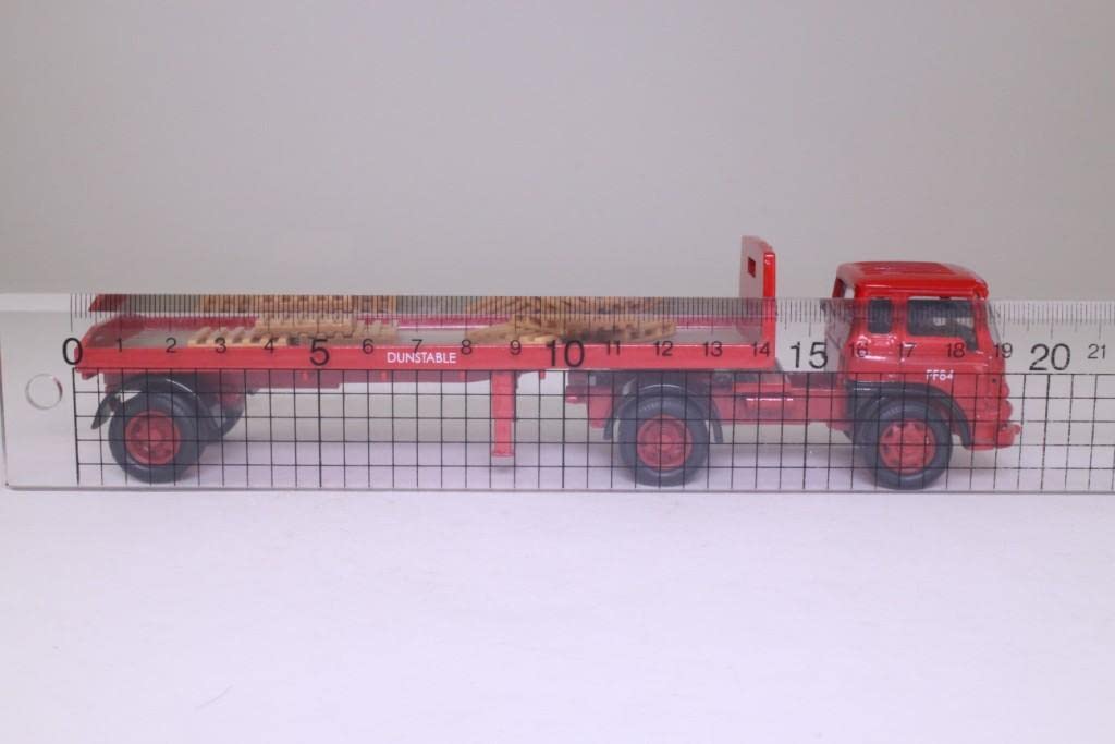 Amazon.com: Corgi Classics BRS Bedford TK with Trailer