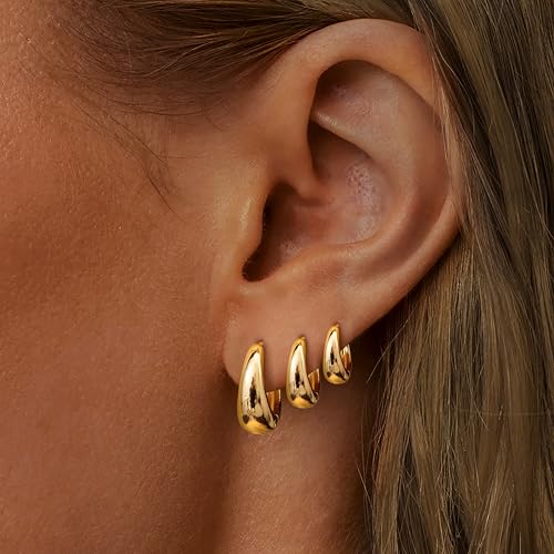 Small Gold Hoop Earrings Set for Women,14K Gold Plated Hypoallergenic Lightweight Thick Chunky Gold Hoops Huggie Earrings for Women Trendy Jewelry2
