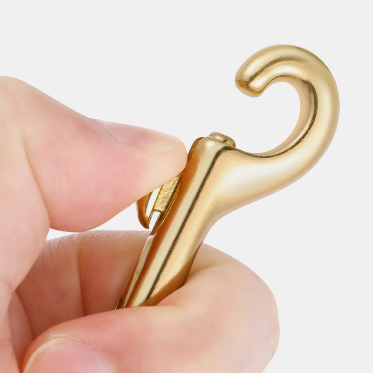 OUNONA Solid Brass Double End Snap Hook with Dual-Head Design for Pet Leashes and Bags, for DIY Projects, Multifunctional Use, Sturdy Golden Metal Clasp Hook