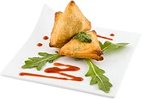 Vista 4 de Restaurantware Mini platos cuadrados de 3.9 x 3.9 x 1 pulgadas, 10 platos pequeños congelables para aperitivos, aptos para microondas, platos