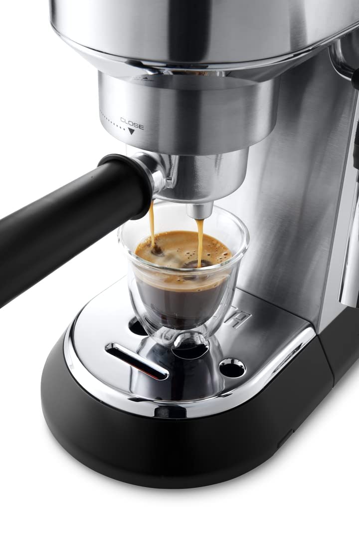 De'Longhi Dedica Style EC 685.M & KG 521.M im Set – Espresso Siebträgermaschine und elektrische Kaffeemühle, Espressomaschine mit Milchaufschäumer, Kaffeebohnen-Mühle mit LCD Display, silber