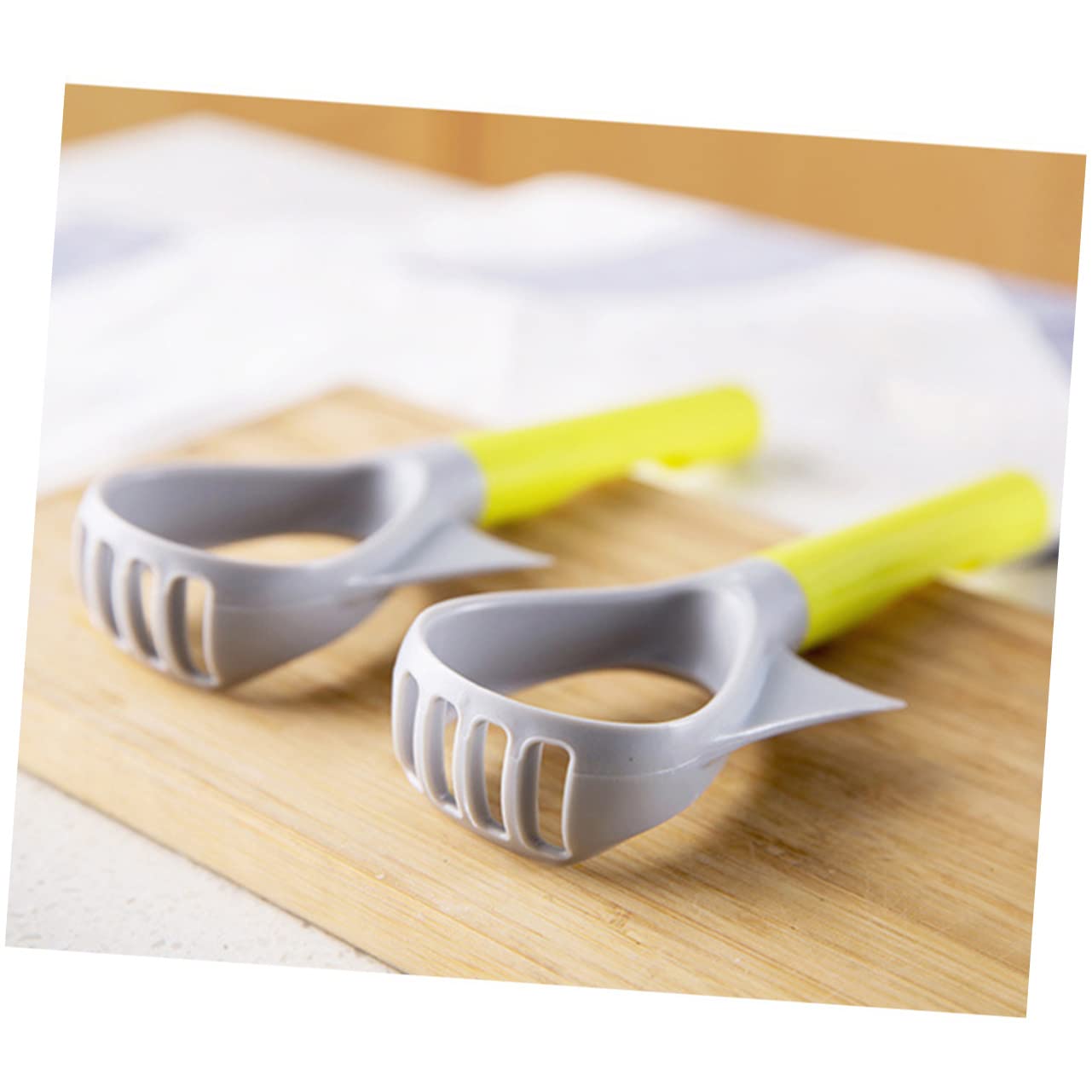 HAKIDZEL 2Pcs Multifunctional Avocado Tool Slicer Pitter Peeler Material for Preparation for Healthy Meal and