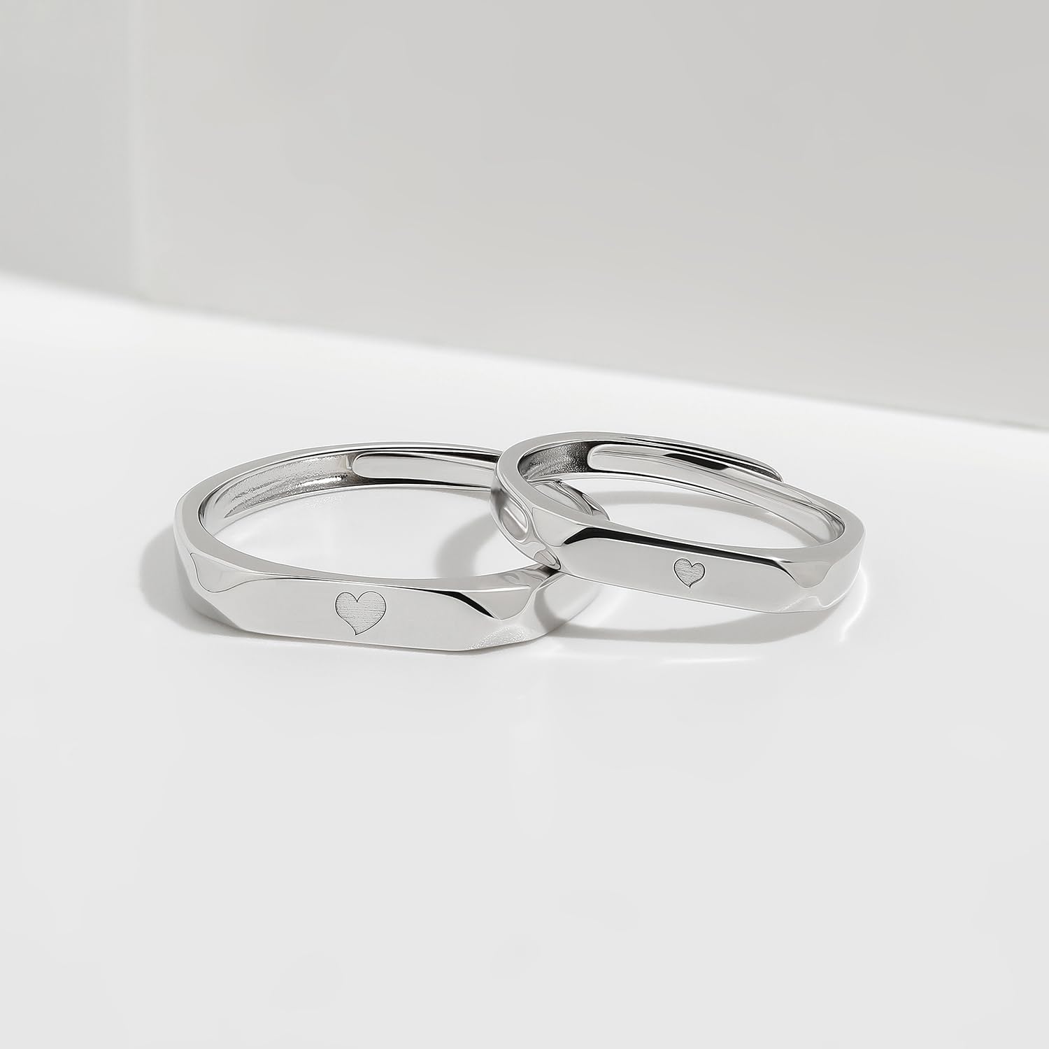 Meissa Anillos de Compromiso Boda Plata de Ley 925 para Pareja Novios Ajustables con Dos Corazones y San Valentín (Juego de Dos Anillos)