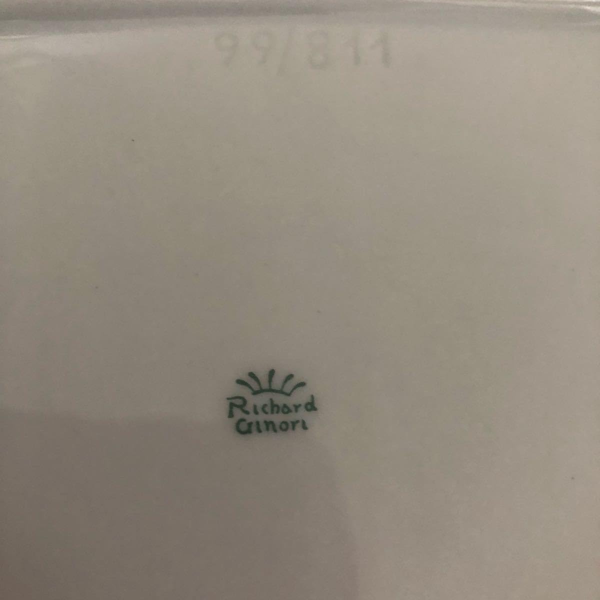 Amazon.co.jp: リチャードジノリ シリアルナンバー入リ 飾り皿 灰皿