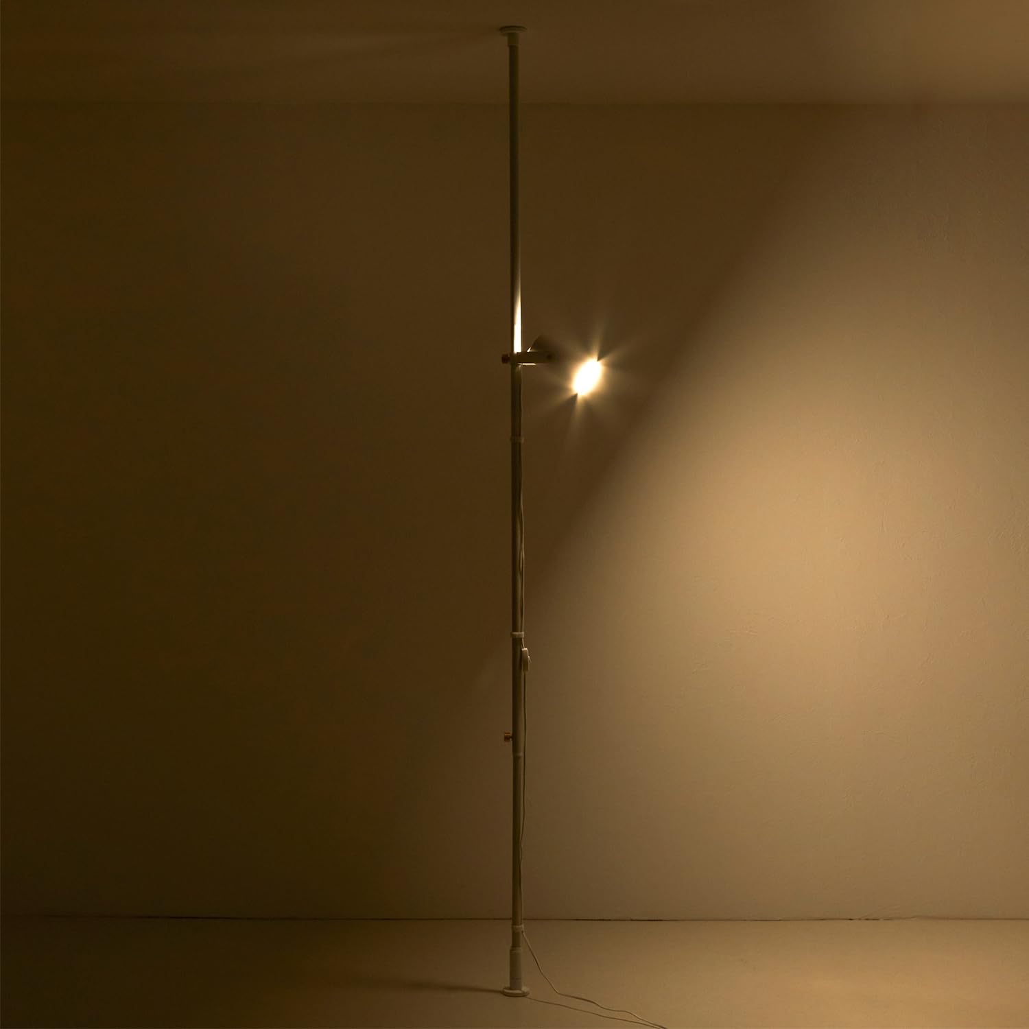 Amazon.co.jp : DRAW A LINE（ドローアライン）Spot Floorlight Set