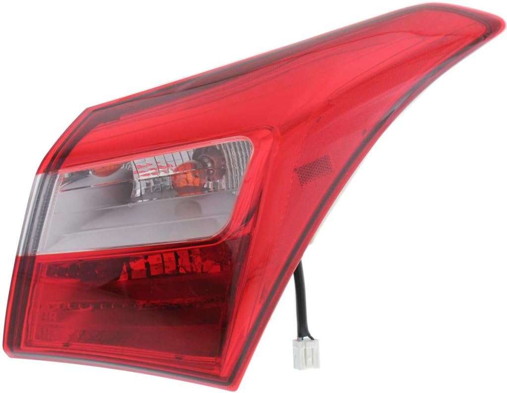 CarLights360 For Hyundai Elantra GT Tail Light 2013 Passenger Side Bulbs Included DOT Certified For HY2805127 | 92402-A5010