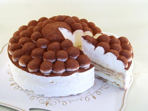 Amazon 北海道プリン 名寄ブラジル 北海道産マスカルポーネチーズと濃厚純生クリームのティラミス 18cmホール ブラジル ケーキ 洋菓子 通販