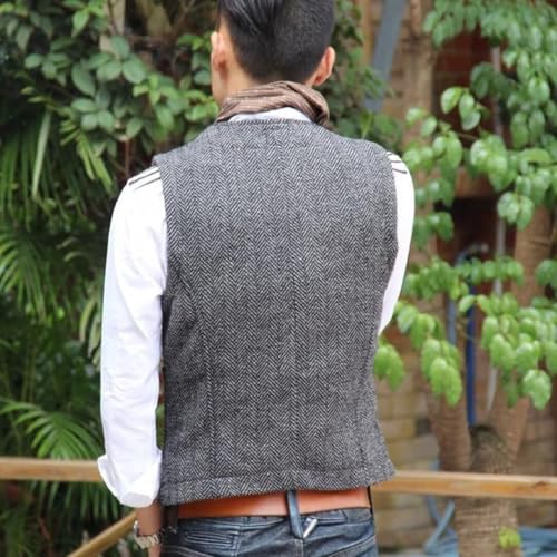 Men's Herringbone Tweed Vest V Neck Waistcoat Casual Vests for Men Vintage Travel Workwear Vest2