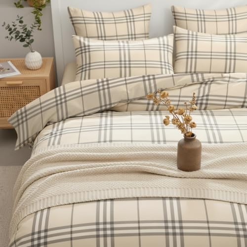 Image of Nayoroom Plaid Duvet Cover Queen Size Vintage Tan Cream Gingham Checkered Duvet Cover Dorm Bedding Set 3 Pieces Soft Lightweight Microfiber Farmhouse Bedding Set Gifts for Women Men