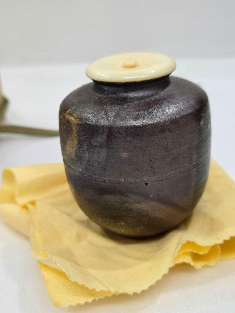 Amazon.co.jp: MT692 山本宗秀 備州窯 備前茶入 : おもちゃ