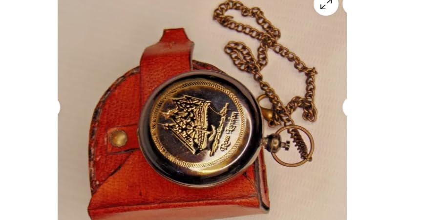 Brújula de latón sólido con botón pulsador y estuche de cuero estilo antiguo regalo para Navidad miniatura 2