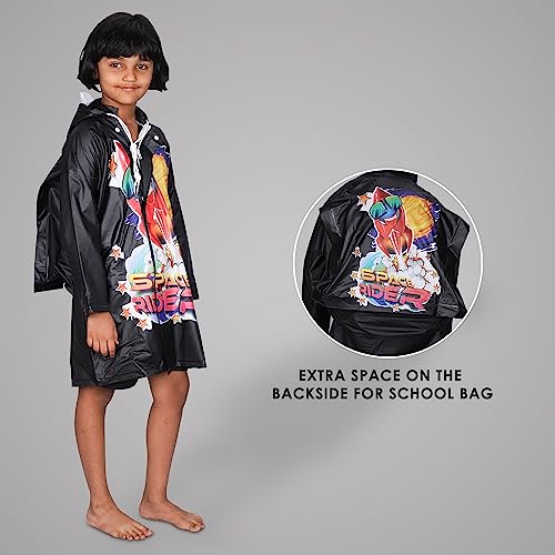 Image of THE CLOWNFISH Toon Caper Series Kids Waterproof PVC Longcoat with Adjustable Hood & Extra Space for Backpack /Schoolbag Holding. Printed Plastic Pouch. Kid Age-5-6 years (Jet Black)