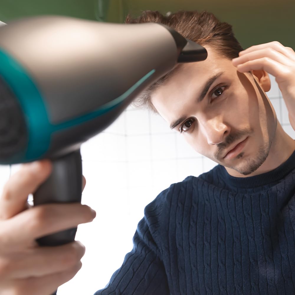 Cecotec Sèche Cheveux Bamba IoniCare 5200 AURA Black. Technologie Ionique réelle avec un grand débit d'air, Fonction d'air froid 2300W, Buse de précision (1,8 mètres de fil, Noir)