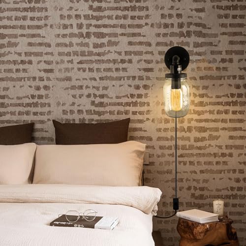 Iluminación de pared con enchufe de diseño industrial robusto y acabado mate para interiores